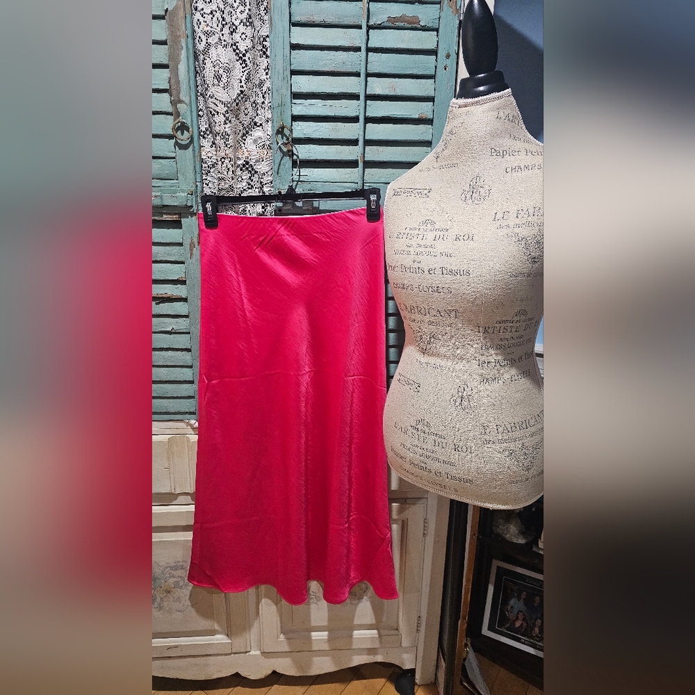 LOFT Vibrant Pink Pencil Skirt